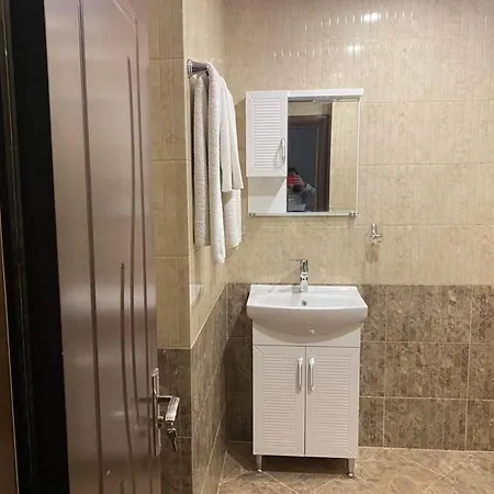 Апартамент комплекс “шадравана”